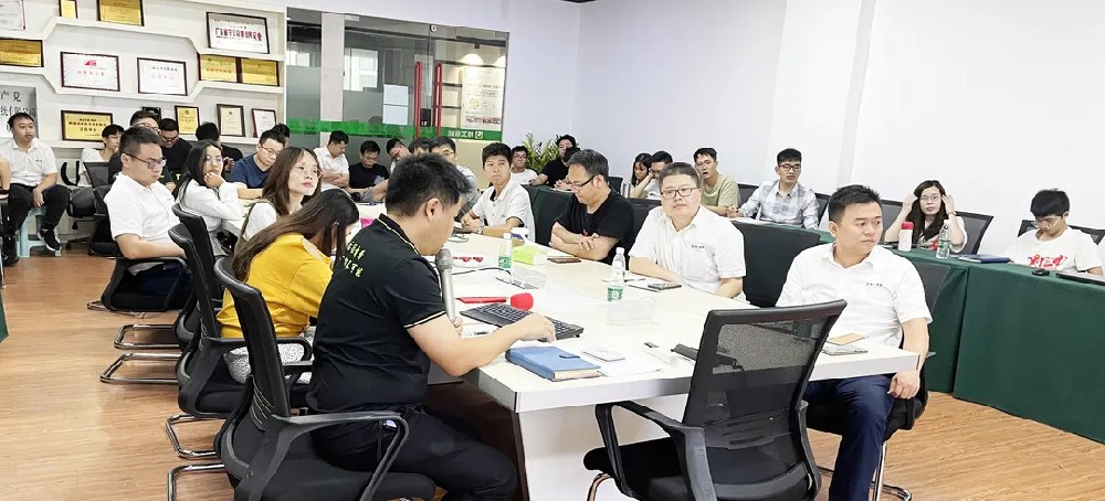 在使命和担当面前，德信体育平台人从不懈。ゼ峥四眩屡矢叻澹